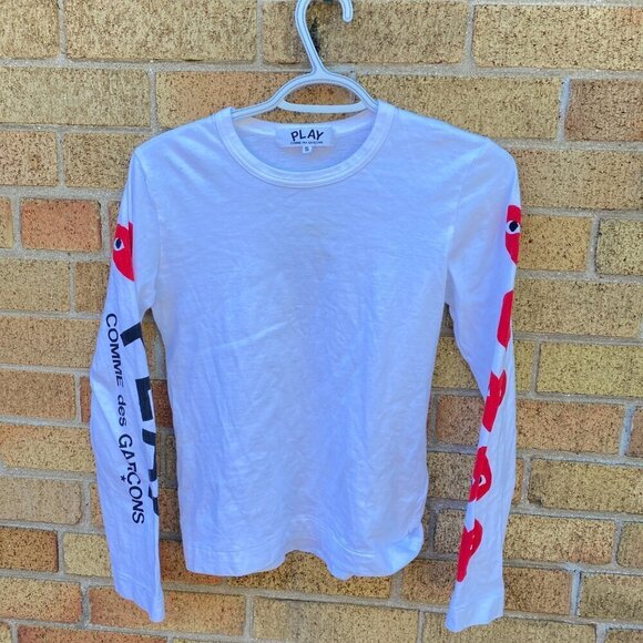 Achetez Des Comme Des Gracons PLAY Five Heart Logo Shirt Small - Picture 3 of 11
